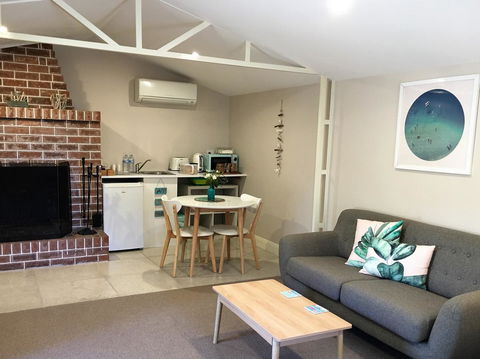 The Cosy Bungalow - Hervey Bay Accommodation 7
