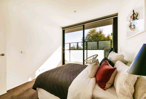 Apartments In Richmond Church St Near MCG - Tourism Hervey Bay 15