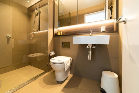 Melbourne Private Apartments - Collins Wharf Waterfront, Docklands - Hervey Bay Accommodation 43