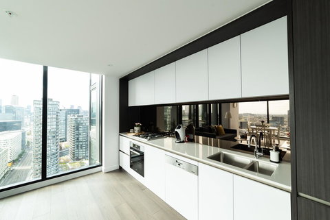 Melbourne Private Apartments - Collins Wharf Waterfront, Docklands - Hervey Bay Accommodation 41