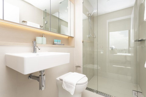 Melbourne Private Apartments - Collins Wharf Waterfront, Docklands - Hervey Bay Accommodation 18