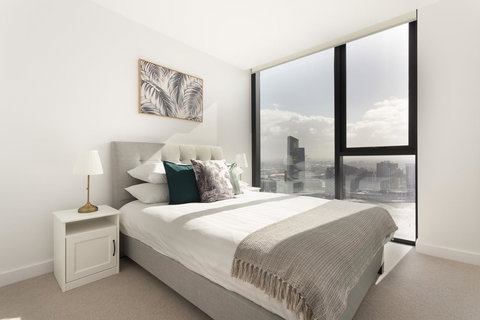 Melbourne Private Apartments - Collins Wharf Waterfront, Docklands - Hervey Bay Accommodation 12