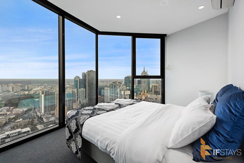 IFSuites (IFSTAYS) Light House Victoria One Apartment - Hervey Bay Accommodation 0