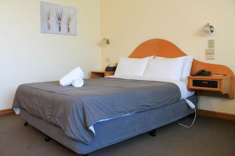 St Georges Motor Inn - Hervey Bay Accommodation 8