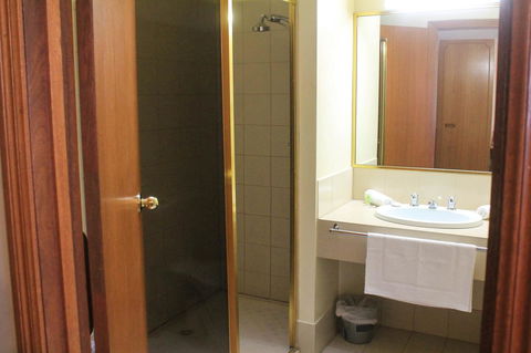 St Georges Motor Inn - Hervey Bay Accommodation 6