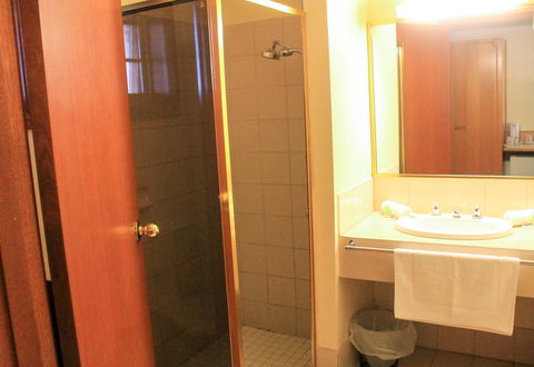 St Georges Motor Inn - Hervey Bay Accommodation 9
