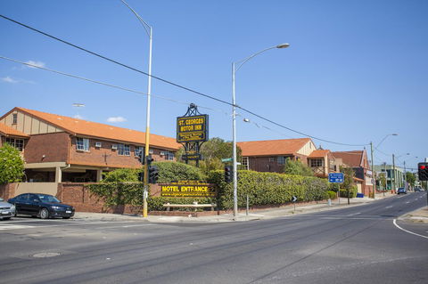 St Georges Motor Inn - Hervey Bay Accommodation 0