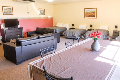 St Georges Motor Inn - Hervey Bay Accommodation 27