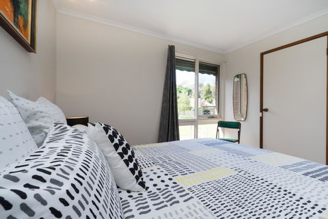 Uptown Frankston - Tourism Hervey Bay 5
