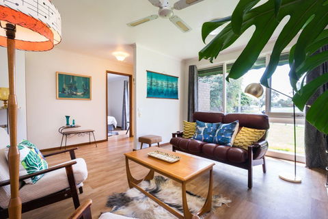 Uptown Frankston - Tourism Hervey Bay 0