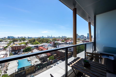 Amazing Accommodations : South Yarra - Tourism Hervey Bay 32
