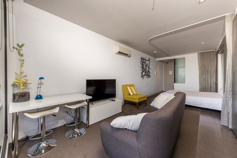 Amazing Accommodations : South Yarra - Tourism Hervey Bay 25