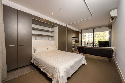 Amazing Accommodations : South Yarra - Tourism Hervey Bay 18