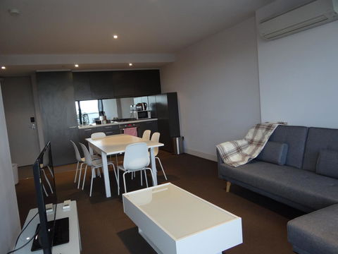 Amazing Accommodations : South Yarra - Tourism Hervey Bay 9