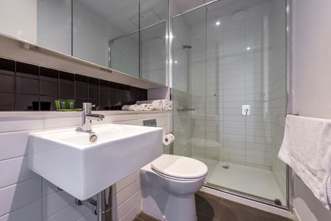 Amazing Accommodations : South Yarra - Tourism Hervey Bay 21