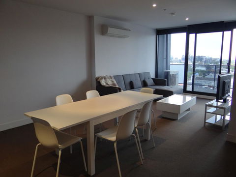 Amazing Accommodations : South Yarra - Tourism Hervey Bay 3