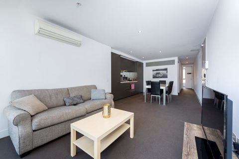 Amazing Accommodations : South Yarra - Tourism Hervey Bay 44