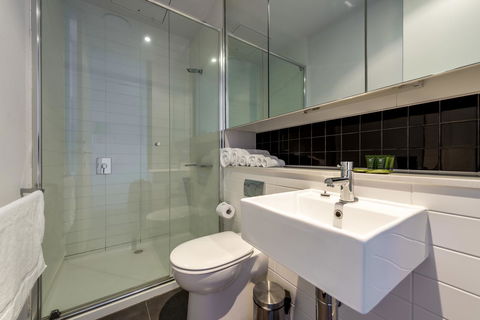 Amazing Accommodations : South Yarra - Tourism Hervey Bay 30