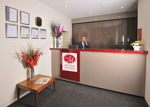 Metro Apartments On Bank Place - Tourism Hervey Bay 4