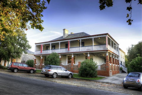 Athelstane House - Tourism Hervey Bay 9