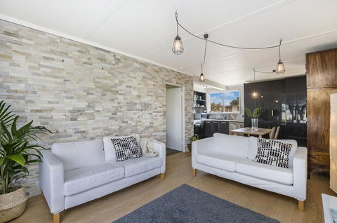 Portland Bay Apartments - Hervey Bay Accommodation 23