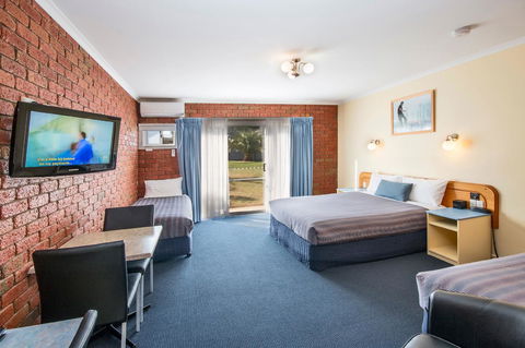 Torquay Tropicana Motel - Hervey Bay Accommodation 2