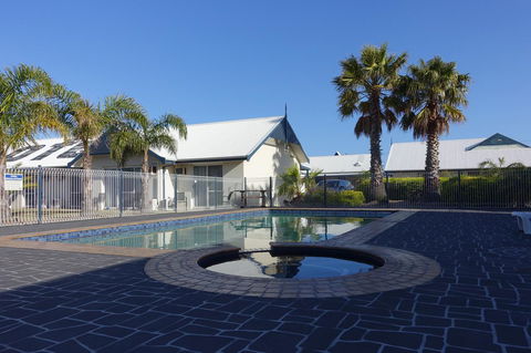 Torquay Tropicana Motel - Hervey Bay Accommodation 4