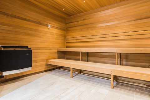 Cosmo Central Hotel Apartment - Tourism Hervey Bay 16