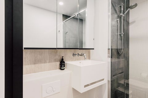 Cosmo Central Hotel Apartment - Tourism Hervey Bay 34