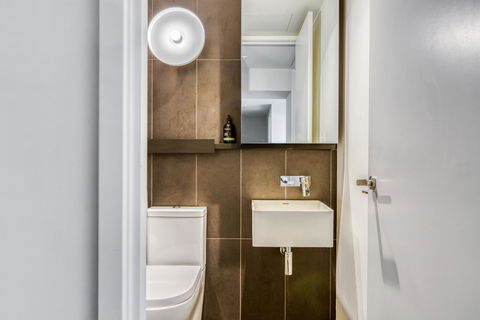 Cosmo Central Hotel Apartment - Tourism Hervey Bay 31