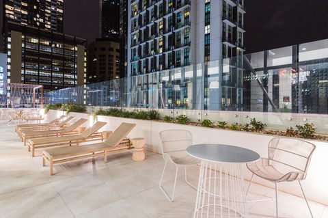 Cosmo Central Hotel Apartment - Tourism Hervey Bay 17