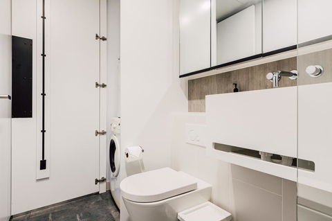 Cosmo Central Hotel Apartment - Tourism Hervey Bay 33