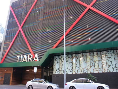 Premier Stays Melbourne - Tourism Hervey Bay 13