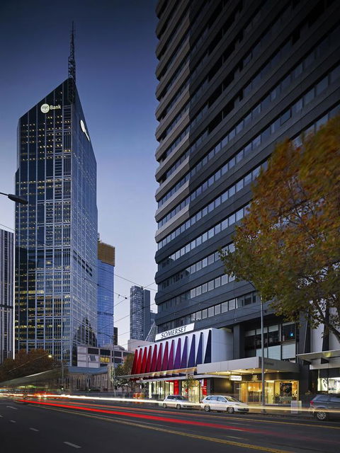 Urban Apartments Melbourne On Elizabeth - Tourism Hervey Bay 6