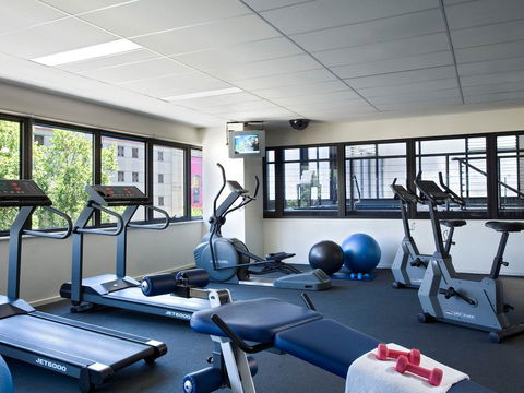 Urban Apartments Melbourne On Elizabeth - Tourism Hervey Bay 19