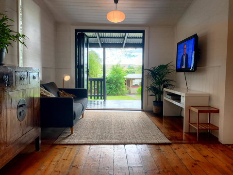 Cinta Cottage - Hervey Bay Accommodation 6