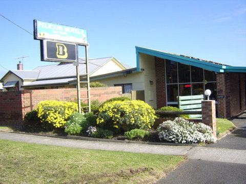Pelicans Motel San Remo - Hervey Bay Accommodation 0