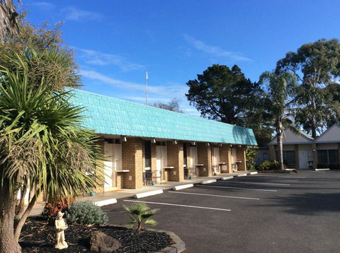 Tropicana Motor Inn - Tourism Hervey Bay 38