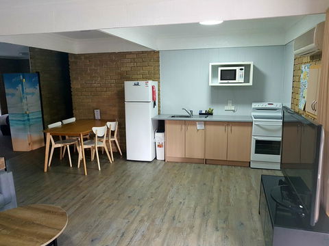 Tropicana Motor Inn - Tourism Hervey Bay 32