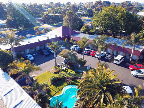 Tropicana Motor Inn - Tourism Hervey Bay 16