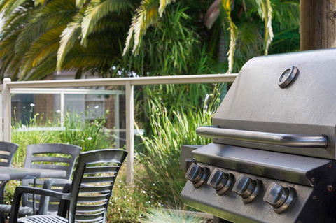 Tropicana Motor Inn - Tourism Hervey Bay 43