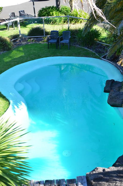 Tropicana Motor Inn - Tourism Hervey Bay 1