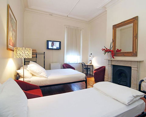 Hotel Claremont Guest House - Tourism Hervey Bay 10