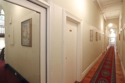 Hotel Claremont Guest House - Tourism Hervey Bay 14