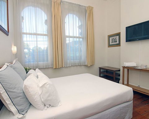 Hotel Claremont Guest House - Tourism Hervey Bay 8