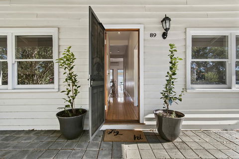 Central Bendigo Cottage, Walk To Everywhere!! - Hervey Bay Accommodation 4