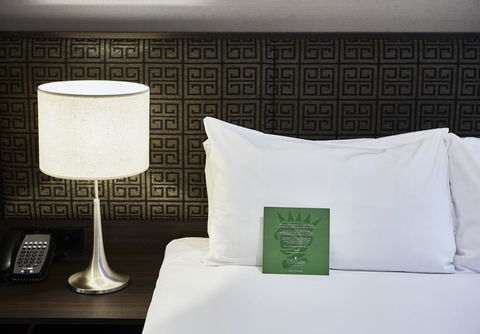 Stamford Plaza Melbourne - Hervey Bay Accommodation 23