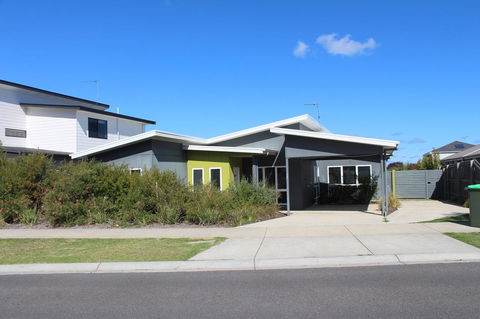 Tamara Temptation - Hervey Bay Accommodation 0