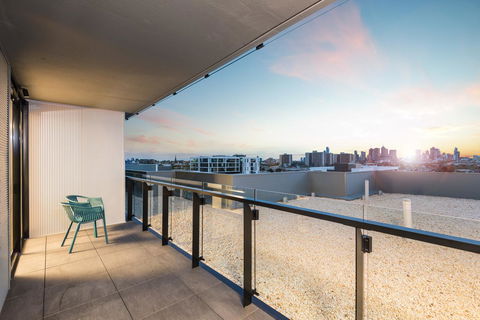 Playhouse Apartments - Hervey Bay Accommodation 5