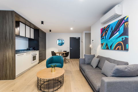 Playhouse Apartments - Hervey Bay Accommodation 4